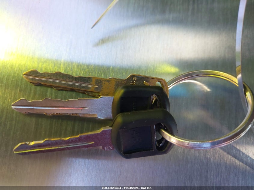 1998 GMC Sierra 2500 Hd Sl VIN: 1GTGK24R6WZ521161 Lot: 43616494