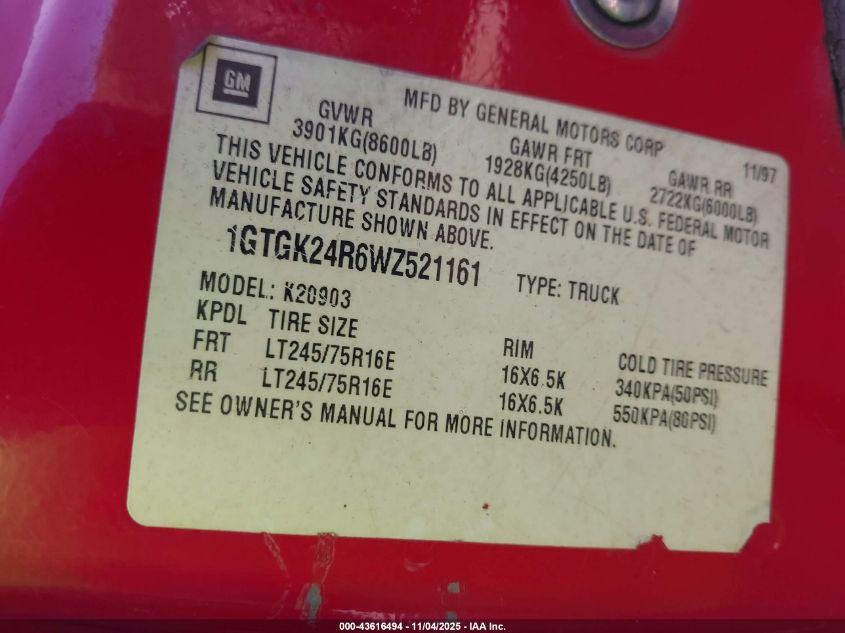 1998 GMC Sierra 2500 Hd Sl VIN: 1GTGK24R6WZ521161 Lot: 43616494