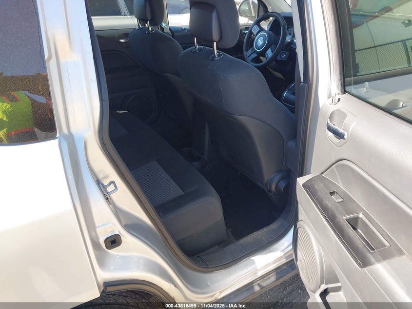 2011 Jeep Compass VIN: 1J4NT1FB2BD235730 Lot: 43616499