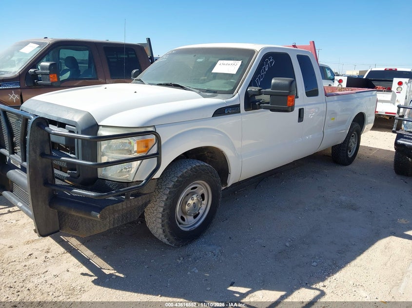 1FT7X2A63EEA80705 2014 FORD F250 photo no. 2