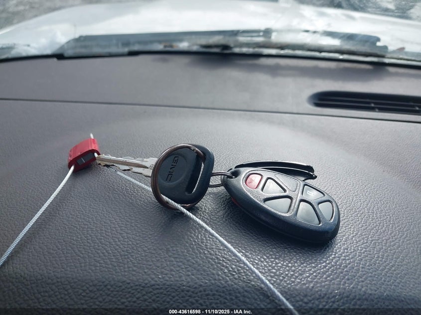 2007 GMC Yukon Xl 1500 Denali VIN: 1GKFK668X7J398492 Lot: 43616598