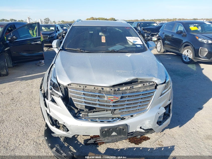 2017 CADILLAC XT5 PLATINUM - 1GYKNFRS1HZ110624