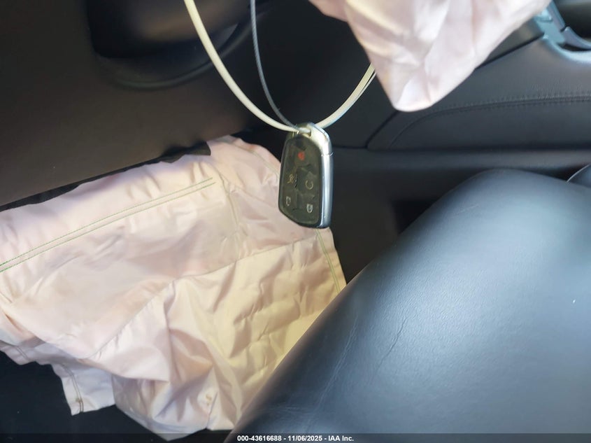 2017 CADILLAC XT5 PLATINUM - 1GYKNFRS1HZ110624