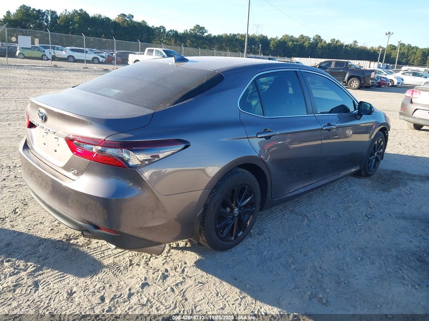 2022 TOYOTA CAMRY LE - 4T1C11AK7NU676070