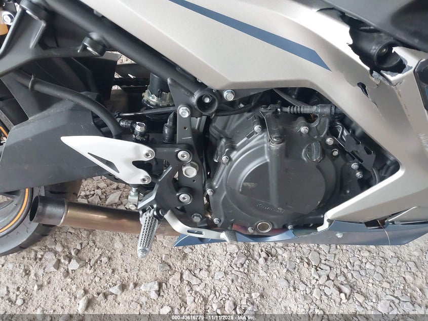 2023 Kawasaki Ex400 VIN: JKAEXKH17PDAP7006 Lot: 43616779