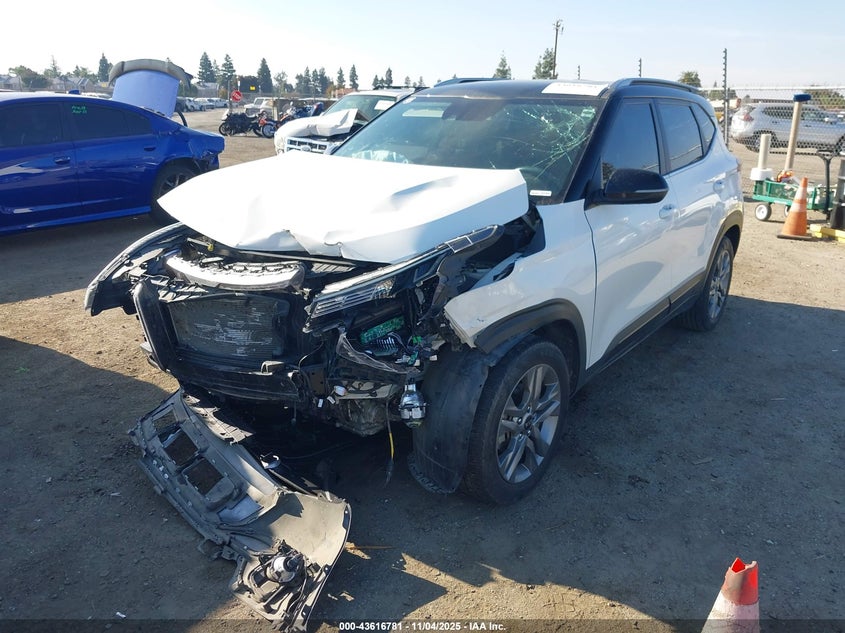 2021 KIA SELTOS S - KNDEU2AA2M7125155