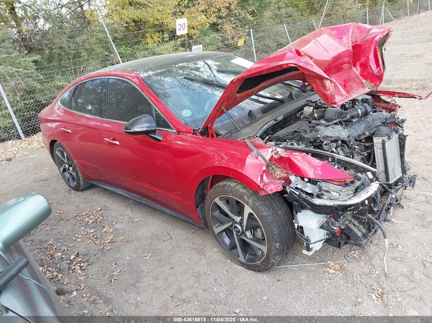 HYUNDAI SONATA SEL PLUS