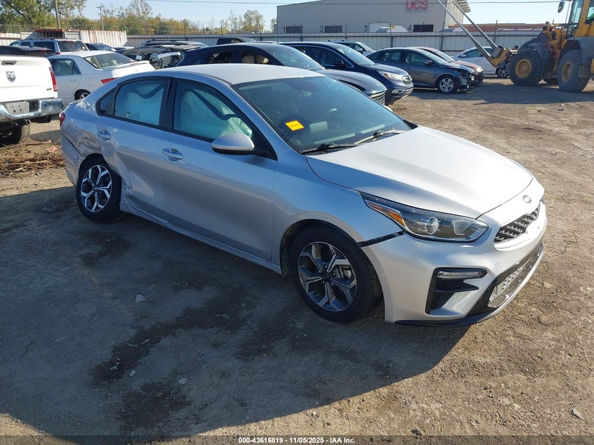 2021 KIA FORTE LXS - 3KPF24AD4ME376288