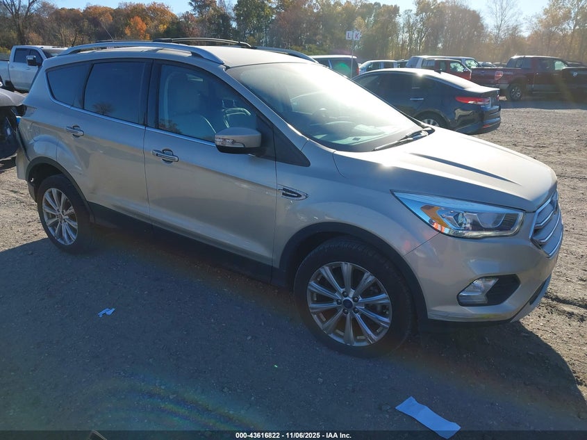 FORD ESCAPE TITANIUM