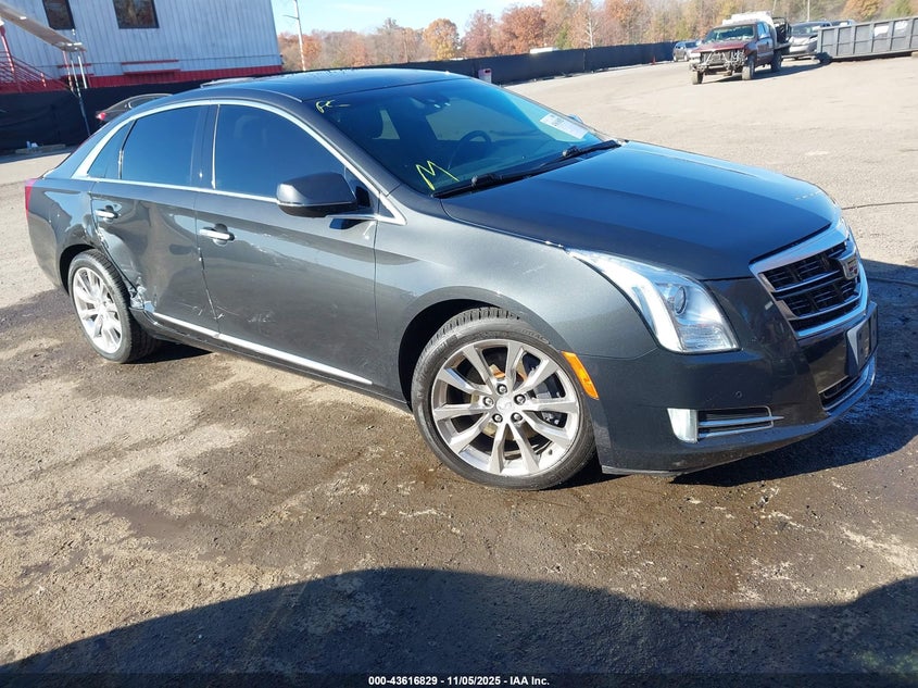 CADILLAC XTS LUXURY COLLECTION