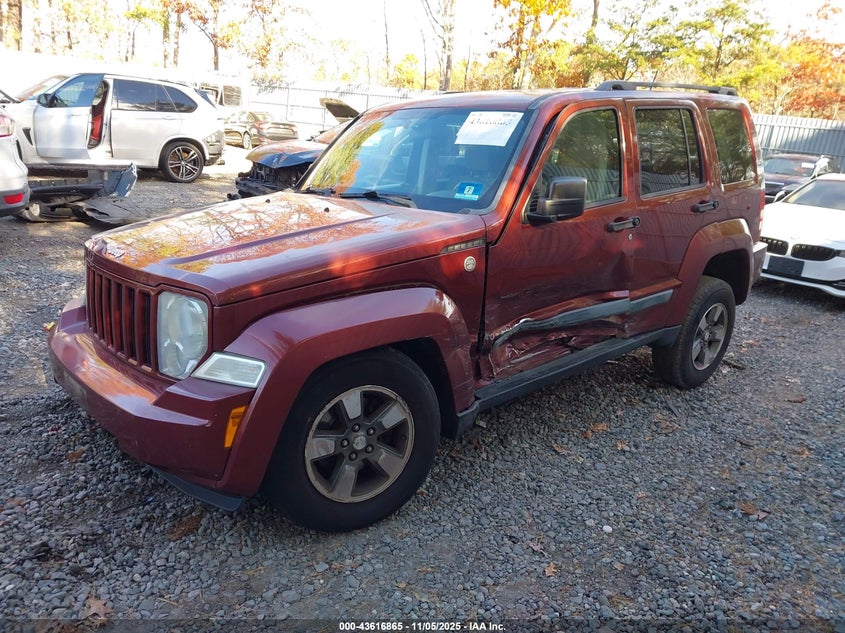 1J8GN28K38W270522 2008 JEEP LIBERTY (NORTH AMERICA) photo no. 2