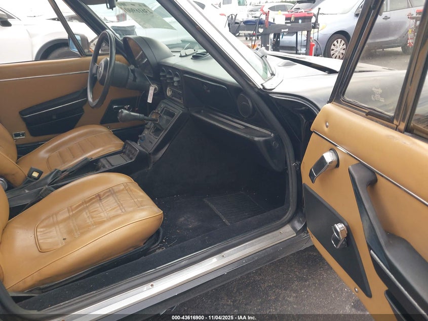 ZARBA12C0L6001546 1990 ALFA ROMEO SPIDER photo no. 5