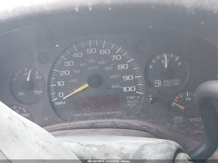 1998 GMC Savana Standard VIN: 1GTHG35R2W1034452 Lot: 43616910