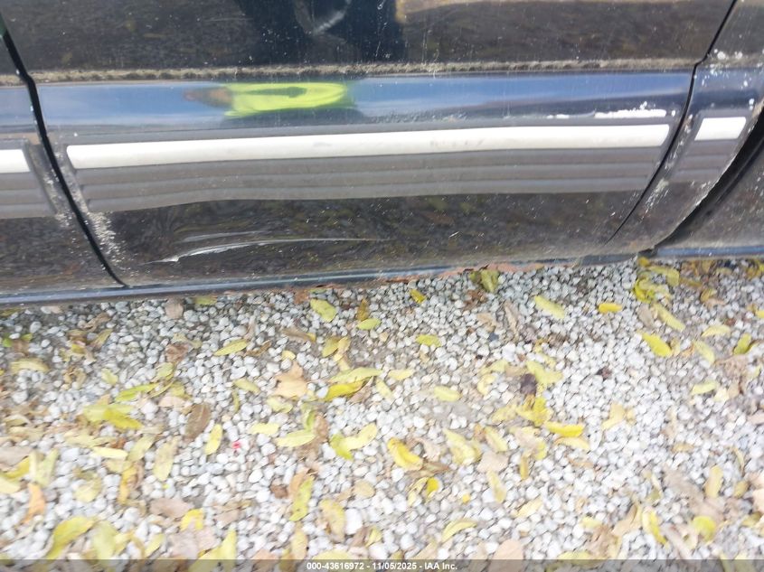 2001 Chevrolet Silverado 1500 Lt VIN: 2GCEC19T411374861 Lot: 43616972