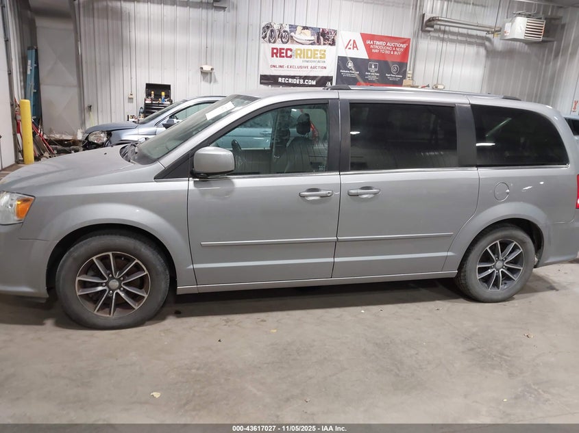2017 DODGE GRAND CARAVAN SXT - 2C4RDGCG1HR554176