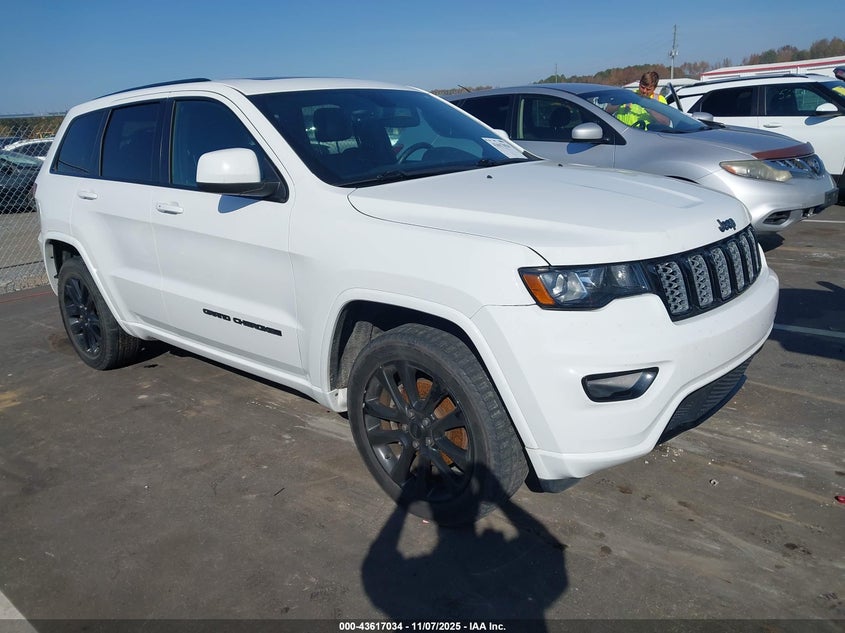 JEEP GRAND CHEROKEE ALTITUDE 4X2