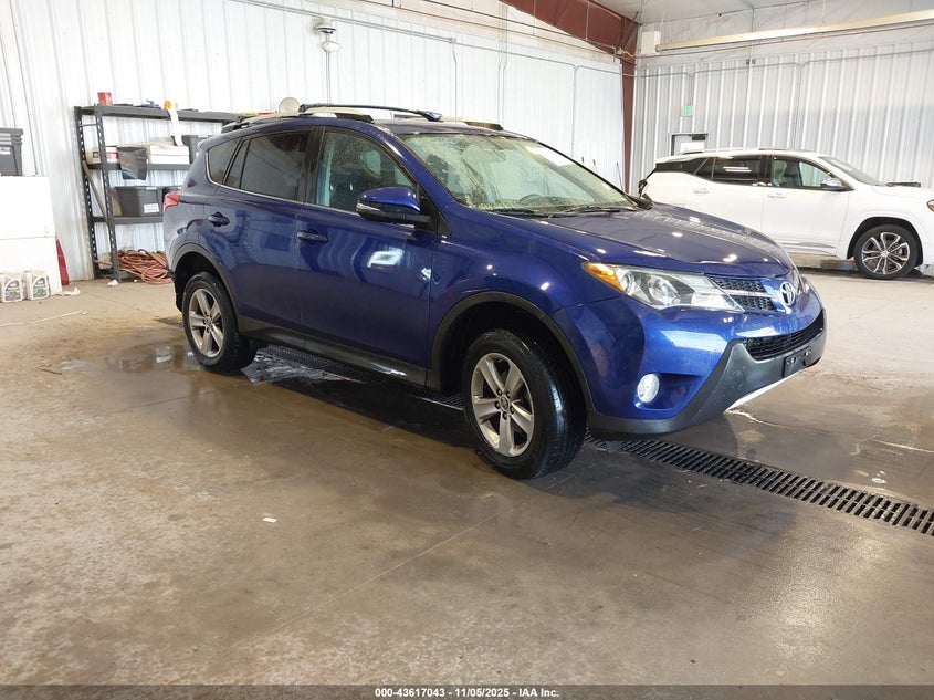 TOYOTA RAV4 XLE