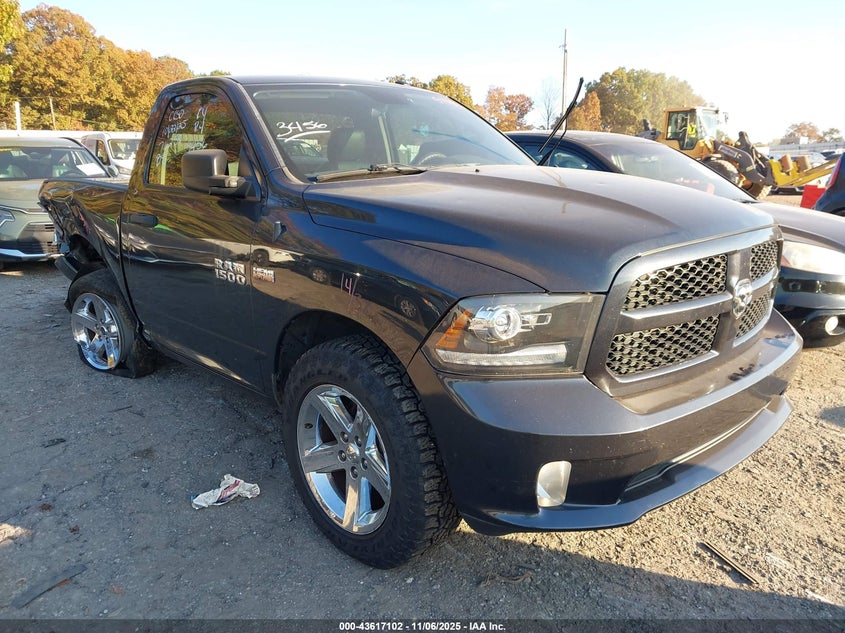 2017 RAM 1500 EXPRESS  4X2 6'4 BOX - 3C6JR6AT6HG573456