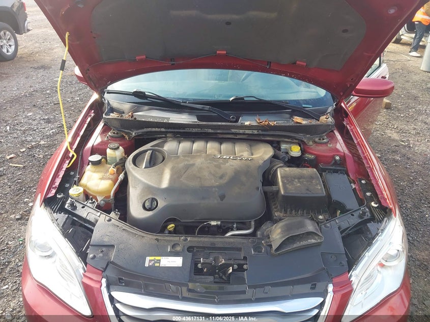 1C3CCBAG2EN136852 2014 CHRYSLER 200 photo no. 10