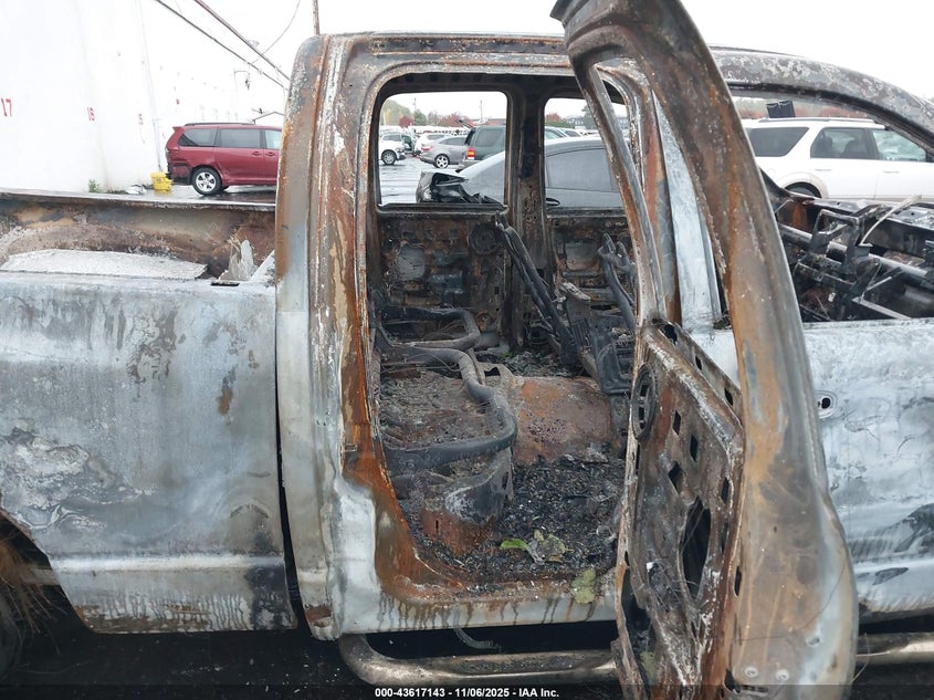 2007 Dodge Ram 2500 Slt/Trx4 Off Road/Sport/Power Wagon VIN: 1D7KS28DX7J507777 Lot: 43617143