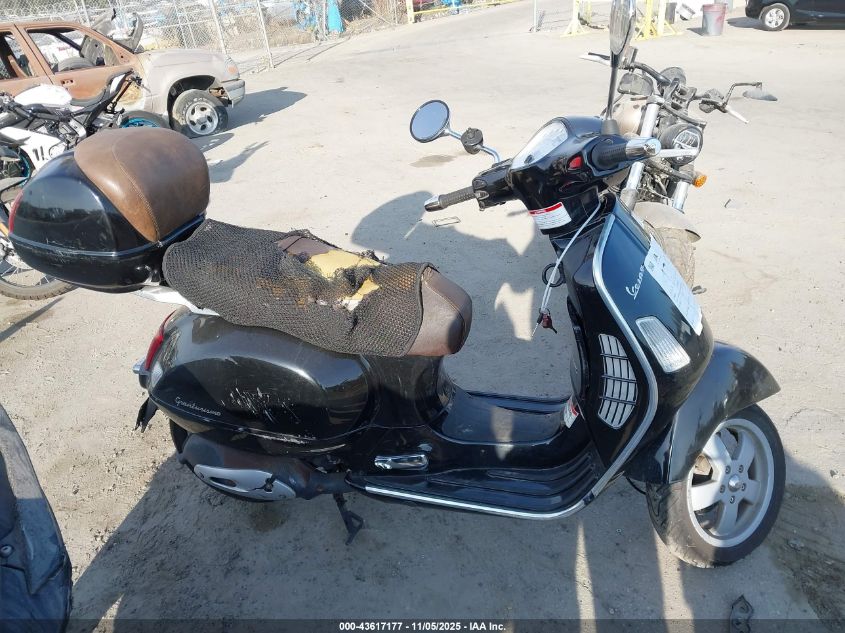 2004 Vespa Granturismo 200 VIN: ZAPM319K245001564 Lot: 43617177
