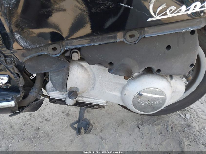 2004 Vespa Granturismo 200 VIN: ZAPM319K245001564 Lot: 43617177