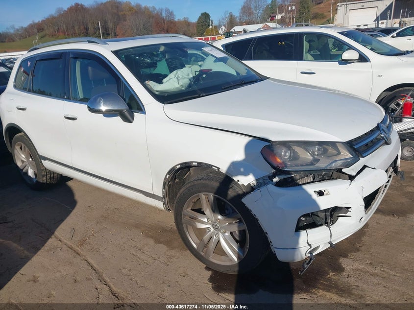 VOLKSWAGEN TOUAREG TDI EXECUTIVE