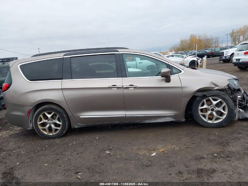 2017 Chrysler Pacifica Touring-L VIN: 2C4RC1BG5HR535907 Lot: 43617305