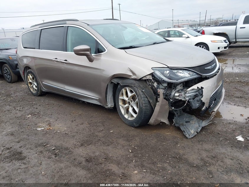 2017 CHRYSLER PACIFICA TOURING-L - 2C4RC1BG5HR535907