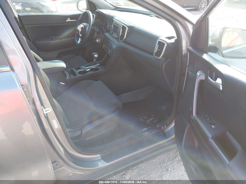 2017 Kia Sportage Lx VIN: KNDPMCACXH7297987 Lot: 43617318