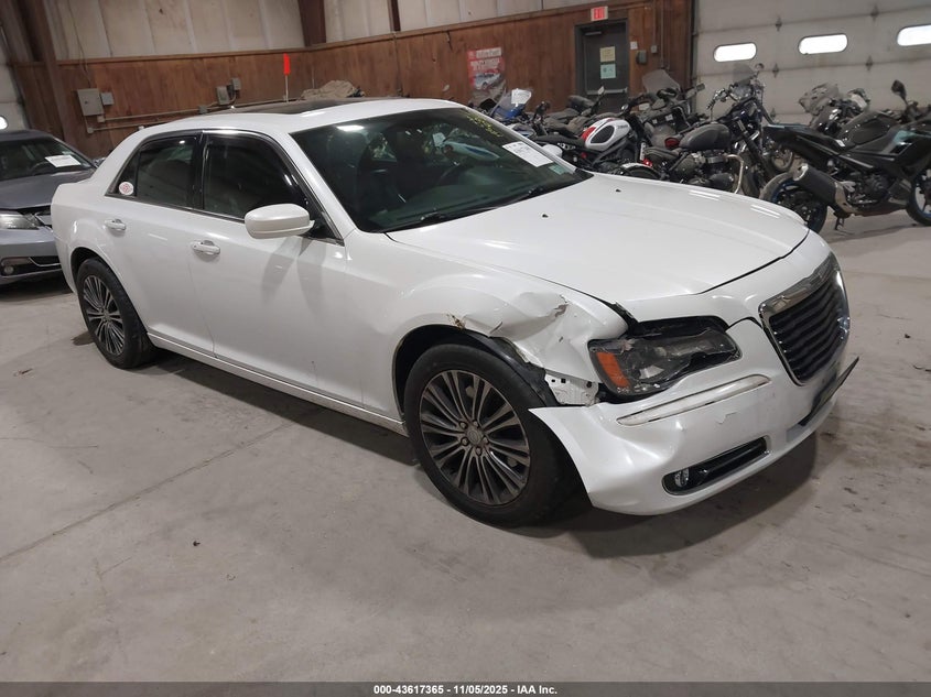 2014 CHRYSLER 300 300S - 2C3CCAGG2EH183163