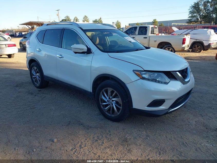 2015 NISSAN ROGUE SL - 5N1AT2MTXFC878677