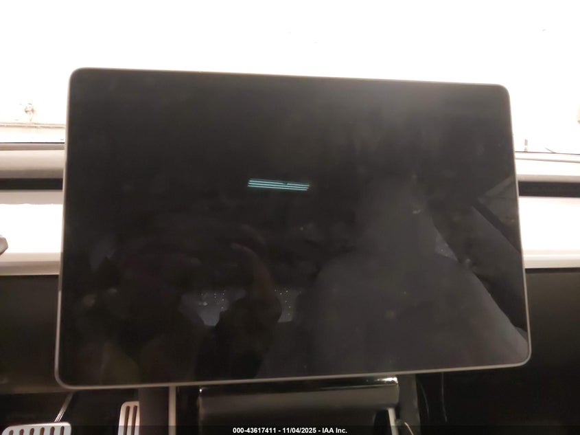 2018 Tesla Model 3 Long Range/Performance VIN: 5YJ3E1EB2JF081729 Lot: 43617411