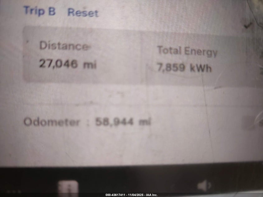 2018 Tesla Model 3 Long Range/Performance VIN: 5YJ3E1EB2JF081729 Lot: 43617411