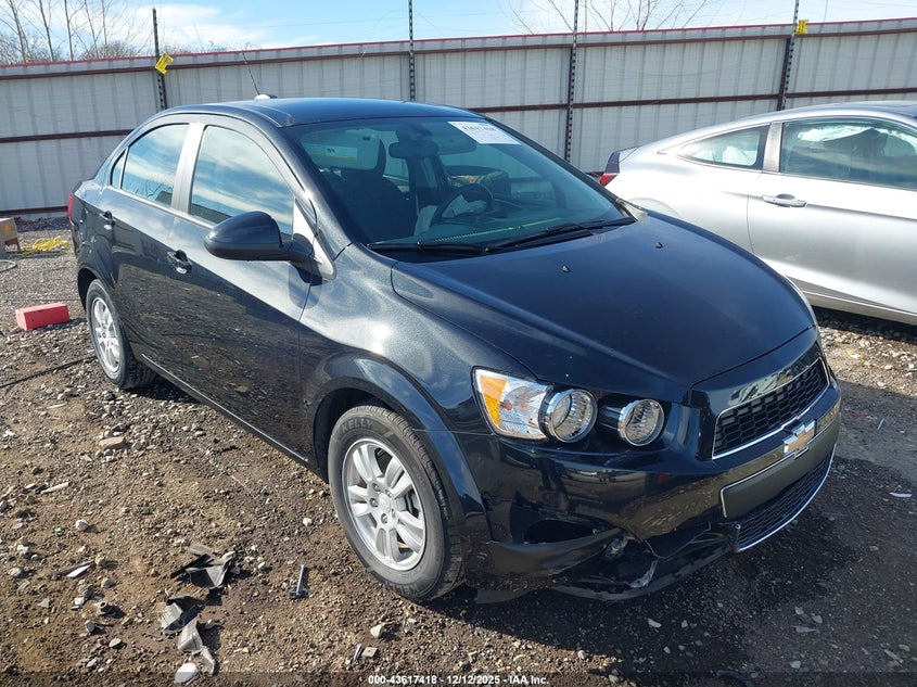 2015 CHEVROLET SONIC LT AUTO