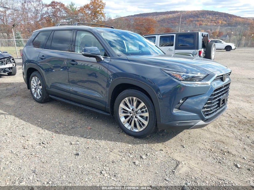 TOYOTA HIGHLANDER PLATINUM