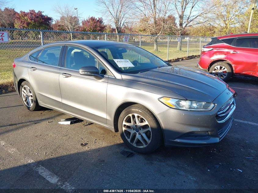 FORD FUSION SE
