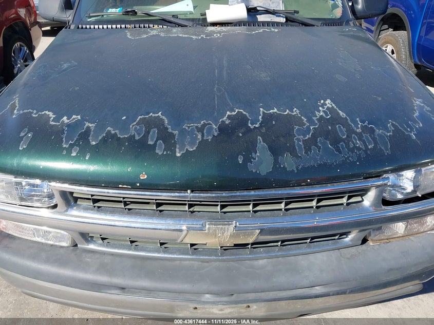 2004 Chevrolet Tahoe Ls VIN: 1GNEC13V44R145643 Lot: 43617444