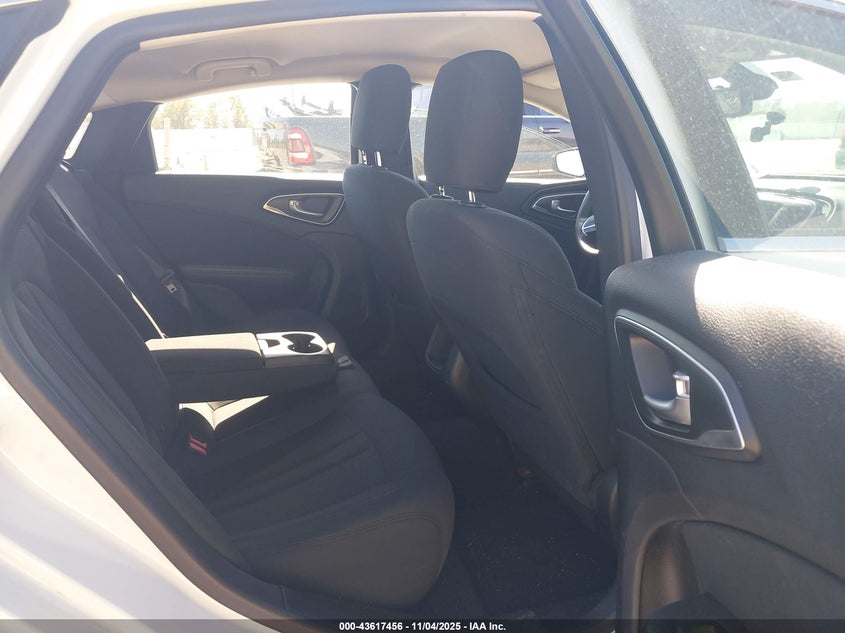 2015 CHRYSLER 200 LIMITED - 1C3CCCAB6FN649243