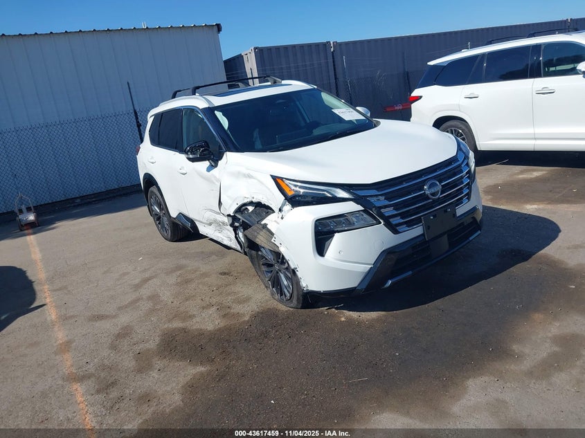 NISSAN ROGUE PLATINUM INTELLIGENT AWD