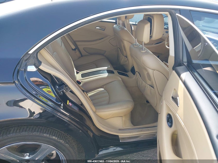 2007 Mercedes-Benz Cls 550 VIN: WDDDJ72X07A112468 Lot: 43617483