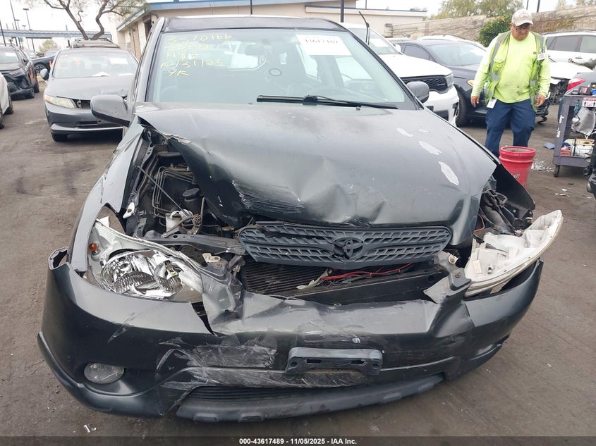 2005 Toyota Matrix Xr VIN: 2T1KR32E15C334513 Lot: 43617489