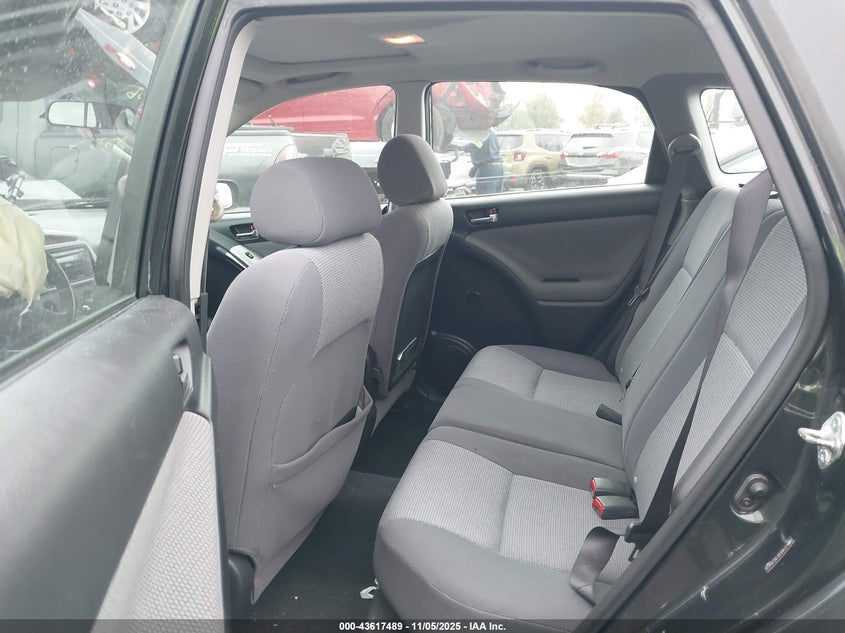 2005 Toyota Matrix Xr VIN: 2T1KR32E15C334513 Lot: 43617489