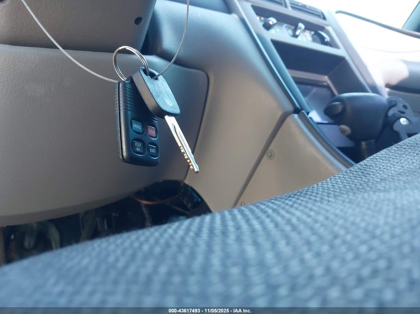 1998 Ford Mustang VIN: 1FAFP4048WF255054 Lot: 43617493