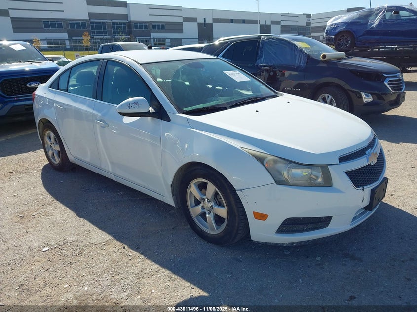 CHEVROLET CRUZE 1LT AUTO