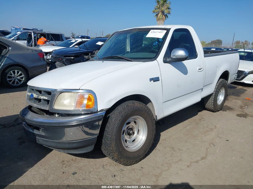 1FTDF17WXVLA71129 1997 FORD F-150 photo no. 2