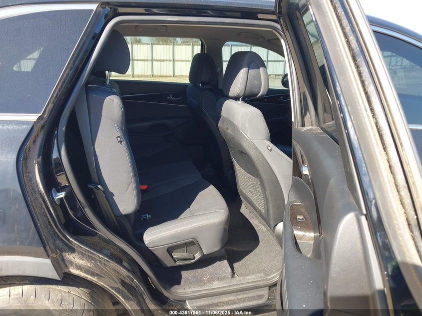 2017 Kia Sorento 3.3L Lx VIN: 5XYPG4A59HG188969 Lot: 43617551