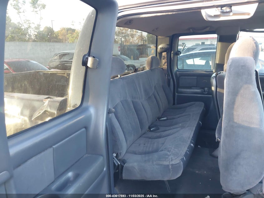 2GCEC19VX21210128 2002 CHEVROLET SILVERADO photo no. 8