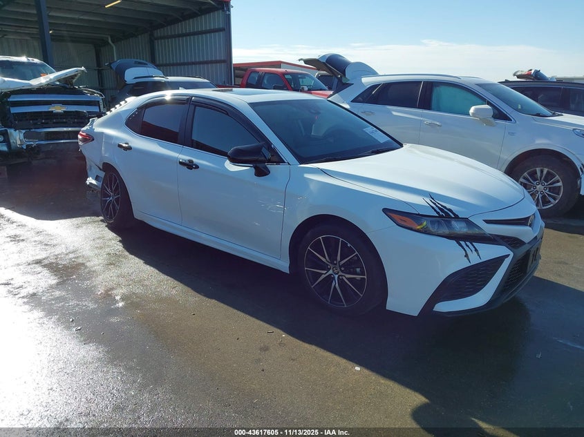 2024 TOYOTA CAMRY SE - 4T1T11AK9RU902096