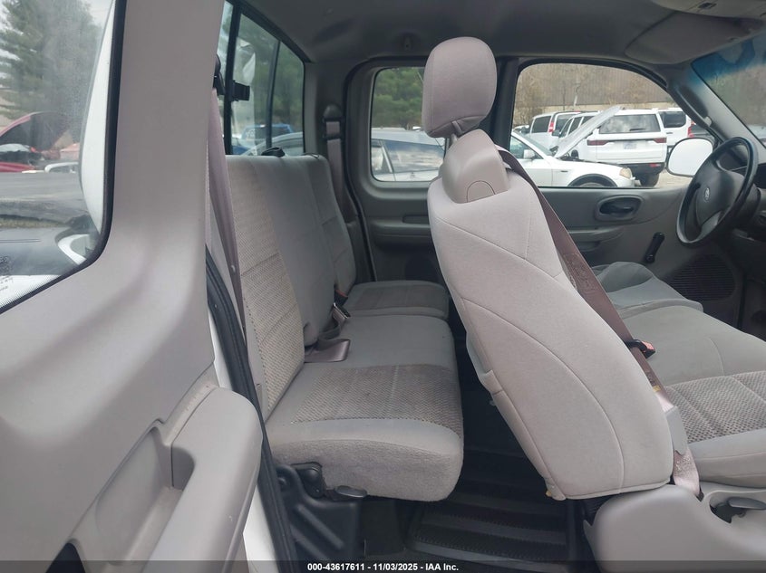 2002 Ford F-150 Xl/Xlt VIN: 1FTRX17282NC03708 Lot: 43617611